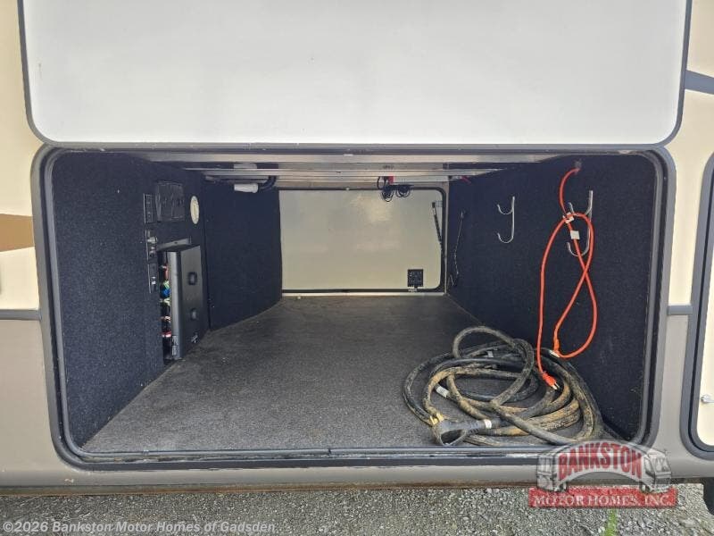2017 Montana 3611 RL by Keystone from Bankston Motor Homes of Gadsden in Attalla, Alabama