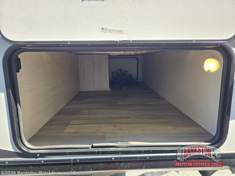 2022 Tracer 24DBS by Prime Time from Bankston Motor Homes of Gadsden in Attalla, Alabama