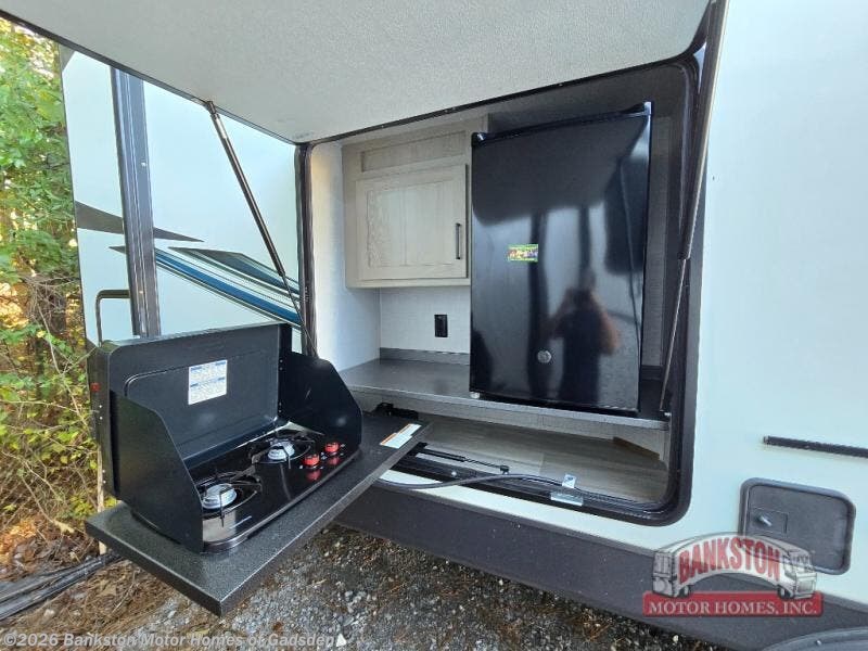 Used 2022 Forest River Flagstaff Super Lite 29RBS available in Attalla, Alabama