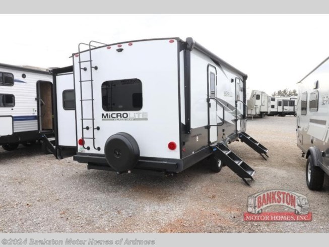 2024 Flagstaff Micro Lite 25FKBS by Forest River from Bankston Motor Homes of Ardmore in Ardmore, Tennessee