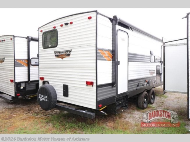 2022 Wildwood 26DBUD by Forest River from Bankston Motor Homes of Ardmore in Ardmore, Tennessee