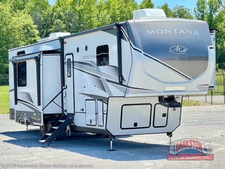 New 2024 Keystone Montana 3915TB available in Ardmore, Tennessee