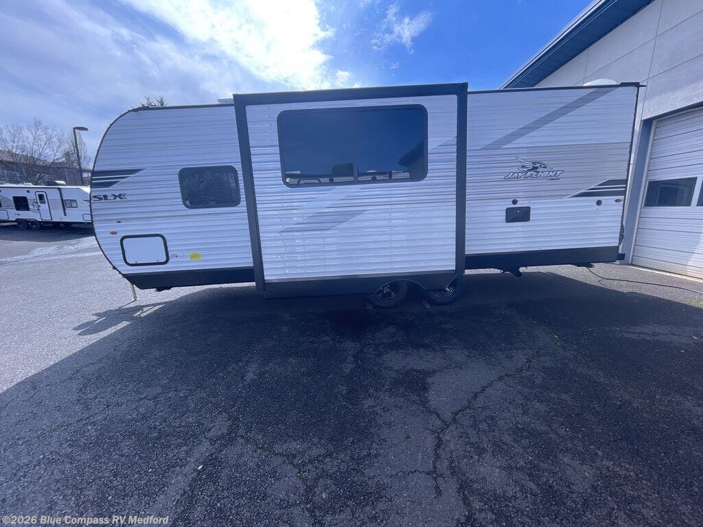New 2025 Jayco Jay Flight SLX 235MBHW available in Medford, Oregon