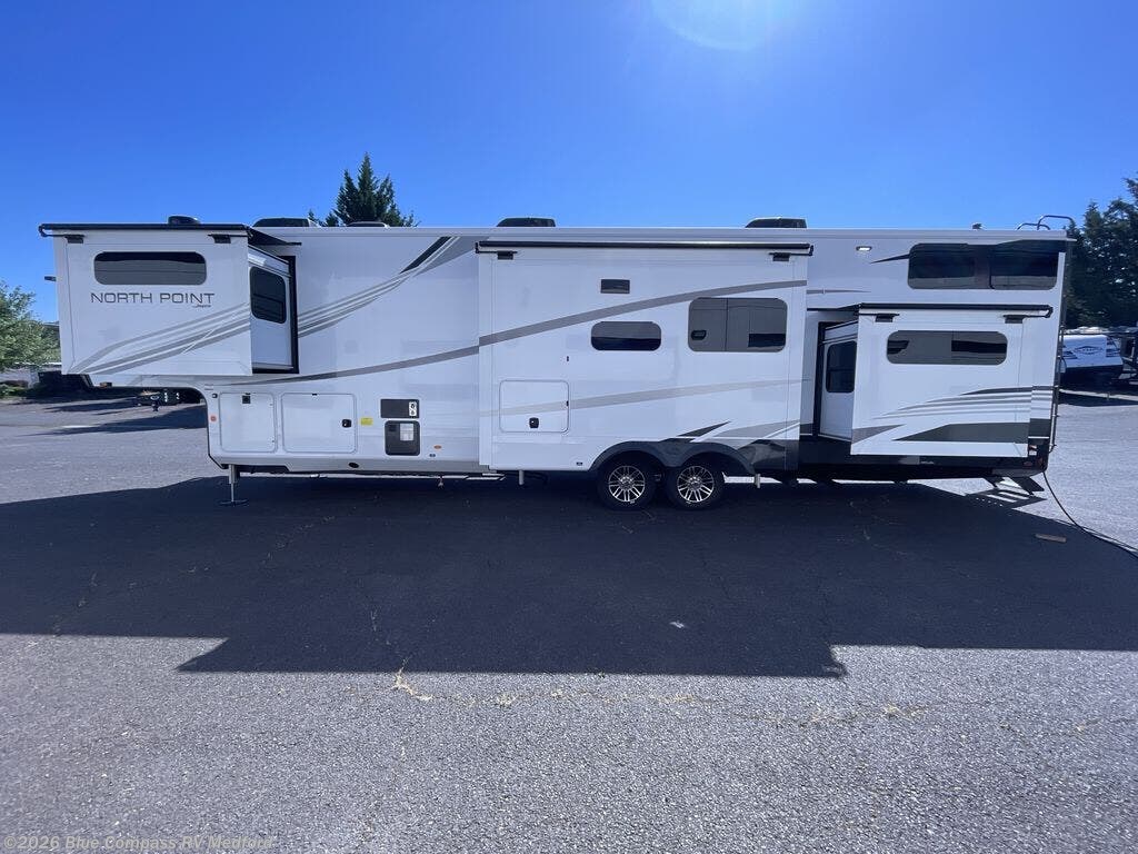 2025 North Point 390CKDS by Jayco from Blue Compass RV Medford in Medford, Oregon