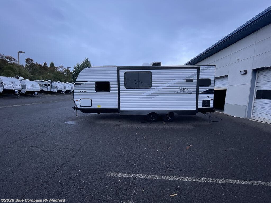New 2026 Jayco Jay Flight SLX 225MLS available in Medford, Oregon