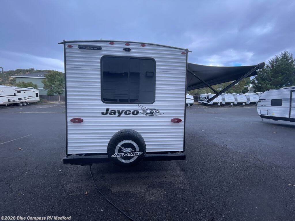 New 2026 Jayco Jay Flight SLX 210QBW available in Medford, Oregon