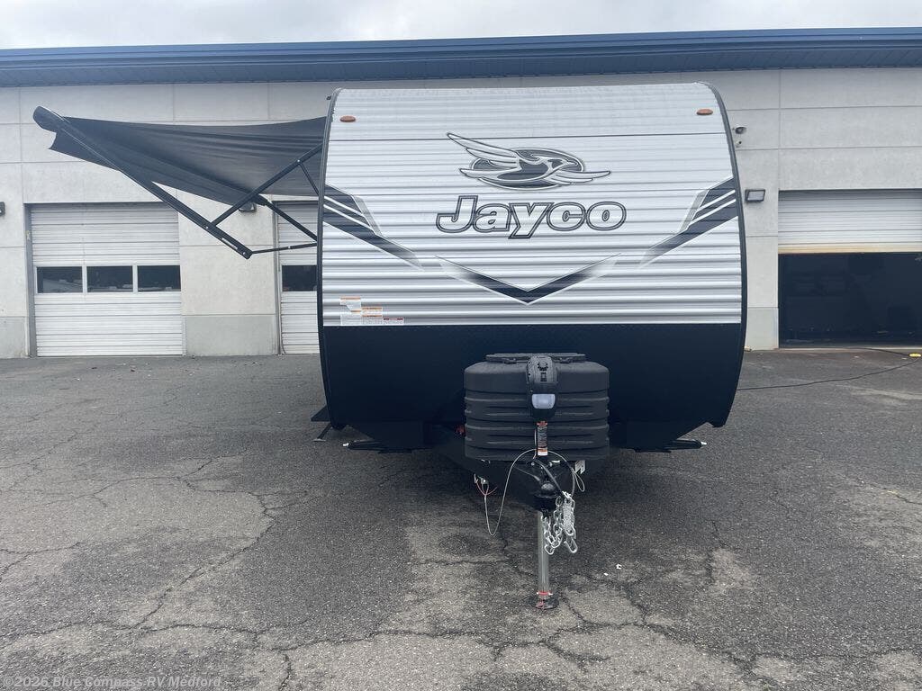 2025 Jay Flight SLX 210QBW by Jayco from Blue Compass RV Medford in Medford, Oregon