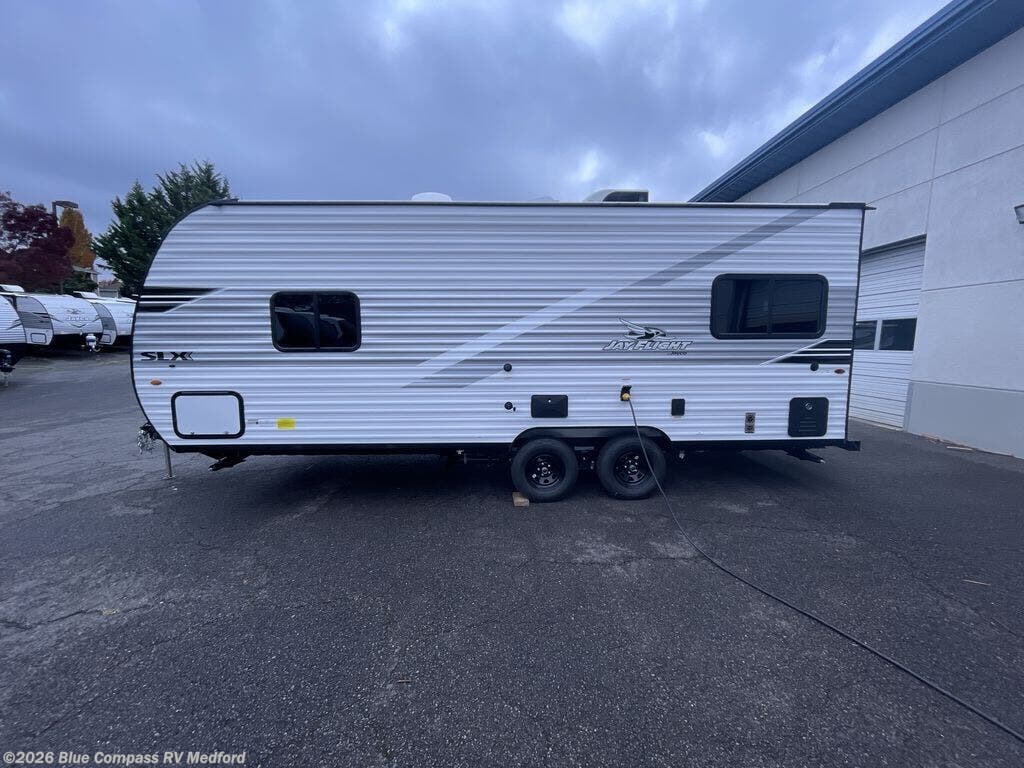New 2025 Jayco Jay Flight SLX 210QBW available in Medford, Oregon