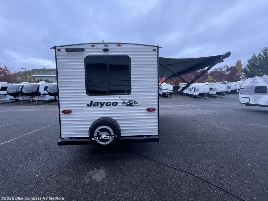 New 2026 Jayco Jay Flight SLX 210QBW available in Medford, Oregon