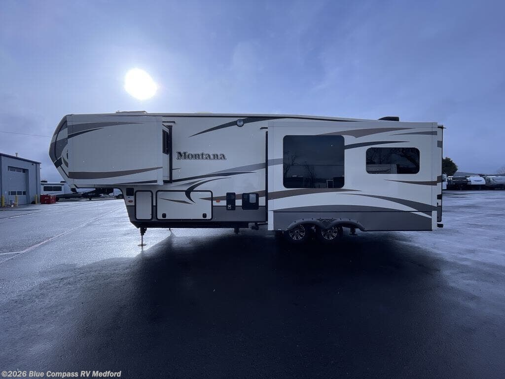 2016 Montana 3610 RL by Keystone from Blue Compass RV Medford in Medford, Oregon
