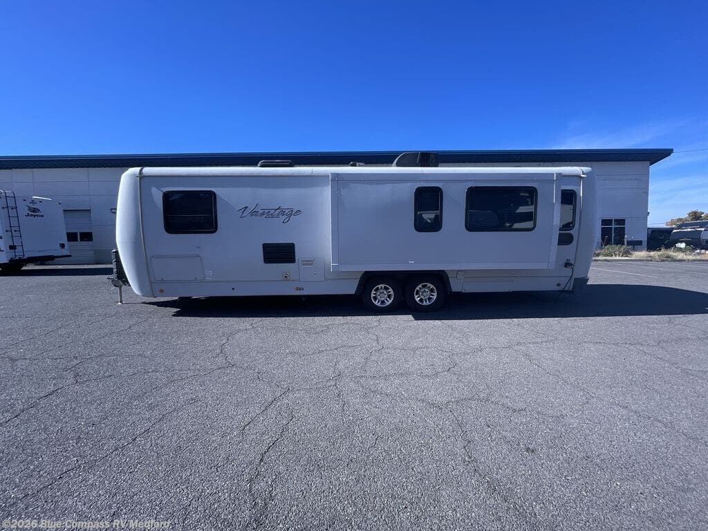 2012 Vantage 29RLS by Keystone from Blue Compass RV Medford in Medford, Oregon