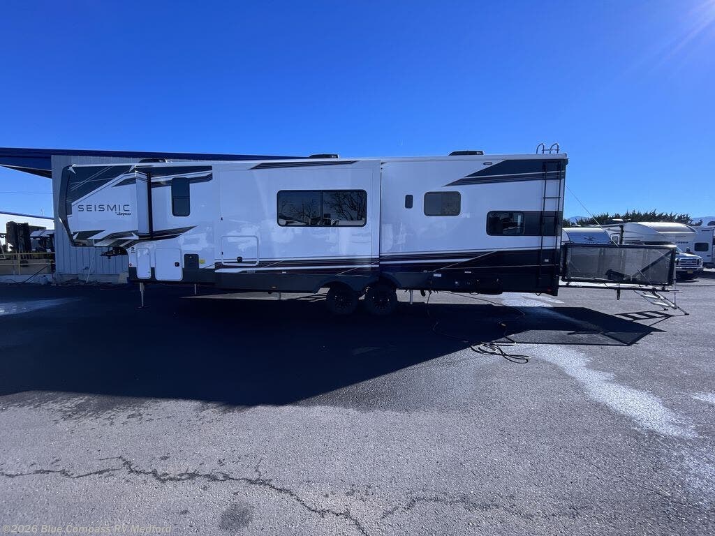 New 2026 Jayco Seismic 359 available in Medford, Oregon