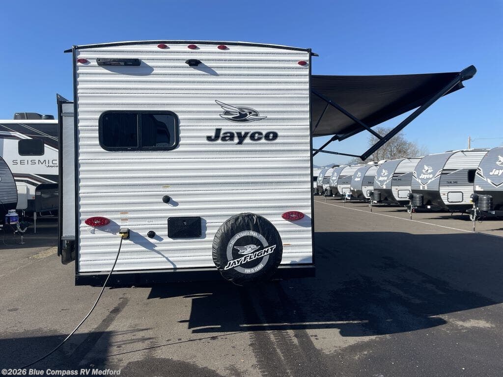New 2026 Jayco Jay Flight SLX 225MLSW available in Medford, Oregon