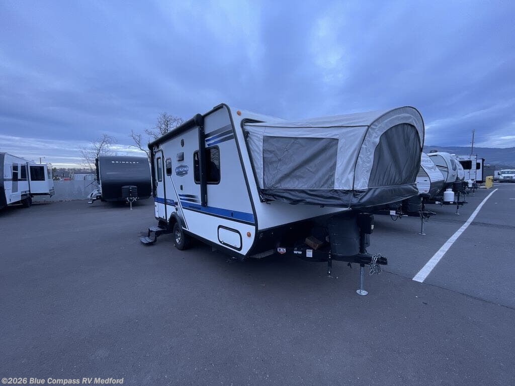 2018 Jayco Jay Feather x17z - Used Travel Trailer For Sale by Blue Compass RV Medford in Medford, Oregon