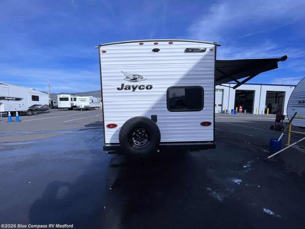 New 2026 Jayco Jay Flight SLX 197MBW available in Medford, Oregon