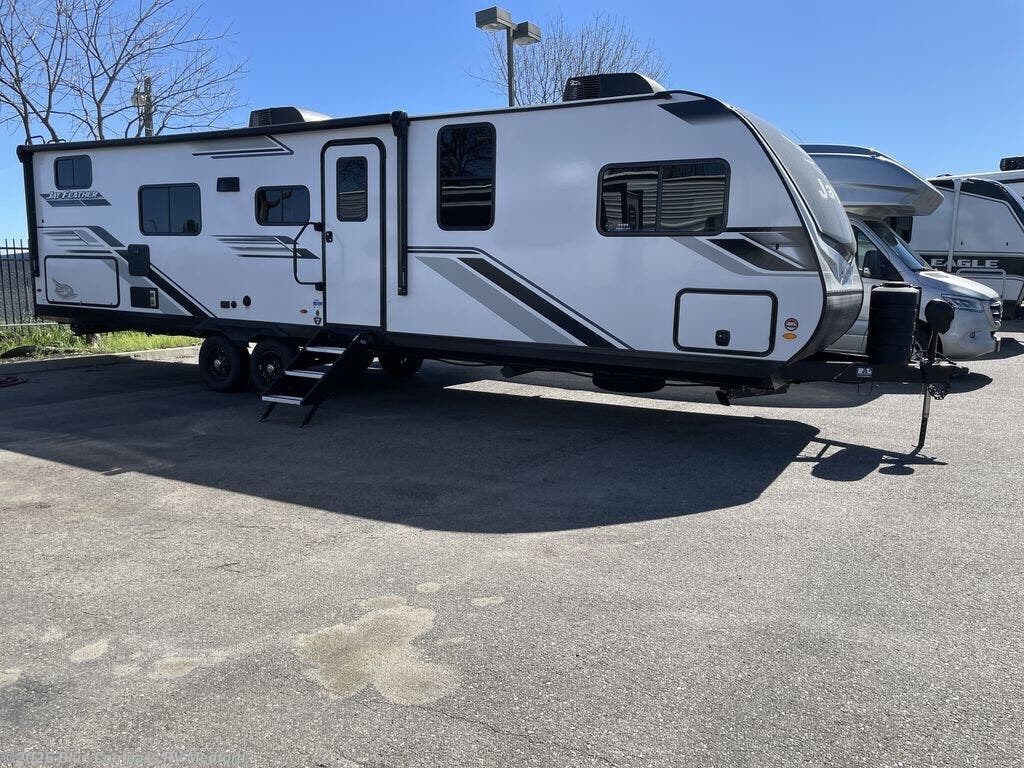 New 2026 Jayco Jay Feather 29QBH available in Medford, Oregon