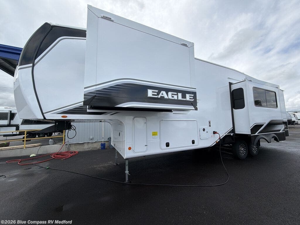 New 2026 Jayco Eagle 365UKTS available in Medford, Oregon