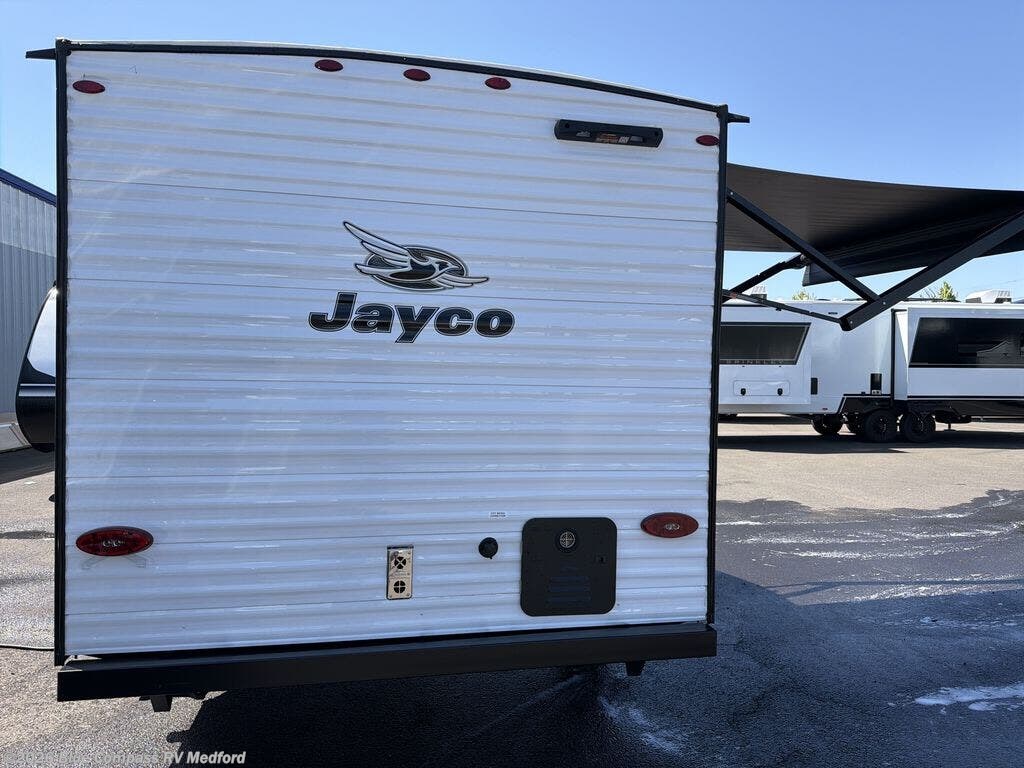 New 2026 Jayco Jay Flight SLX 130BHW available in Medford, Oregon