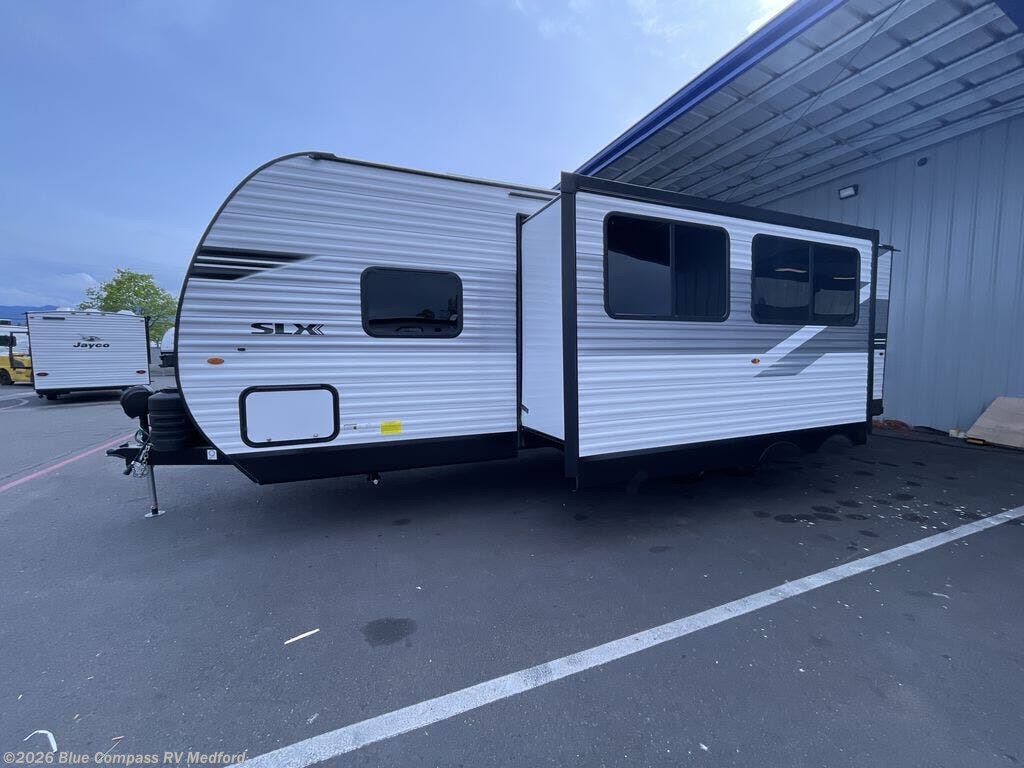 New 2026 Jayco Jay Flight SLX 261BHSW available in Medford, Oregon