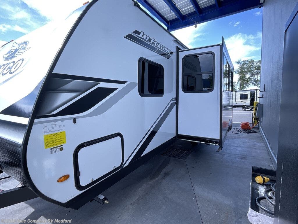 New 2026 Jayco Jay Feather SL 26BHSL available in Medford, Oregon