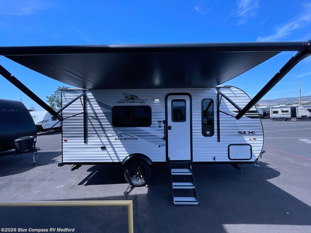 New 2026 Jayco Jay Flight SLX 175FQW available in Medford, Oregon