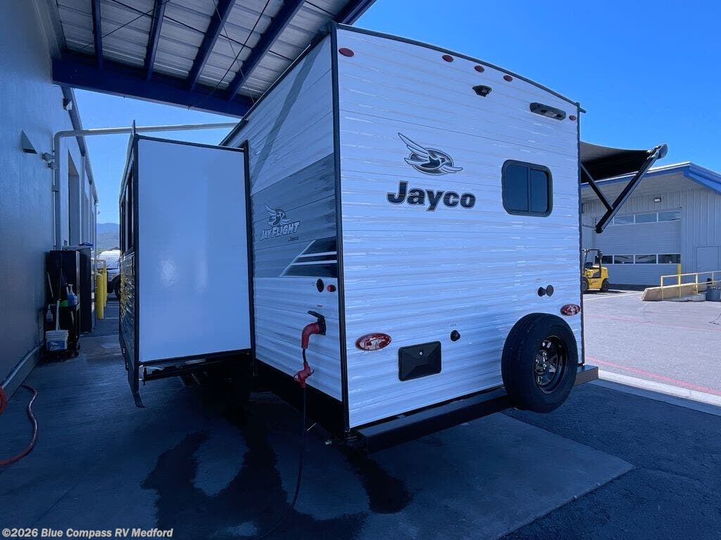 New 2026 Jayco Jay Flight SLX 265MWSW available in Medford, Oregon