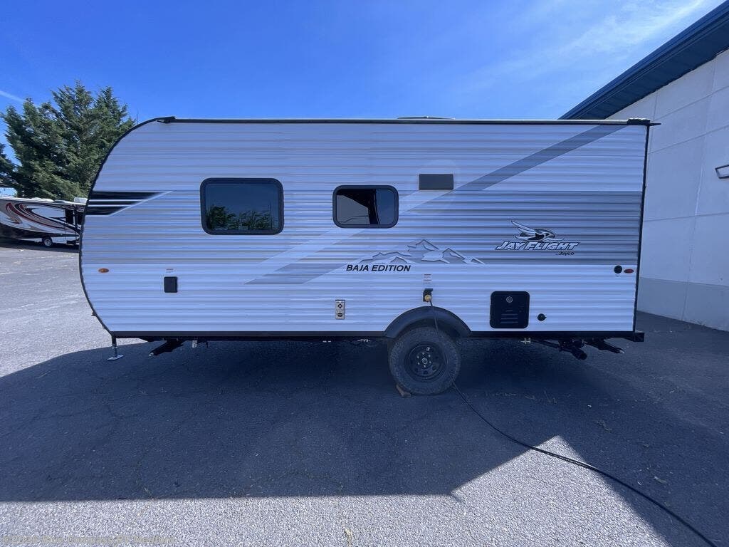 2025 Jay Flight SLX 175FQW by Jayco from Blue Compass RV Medford in Medford, Oregon