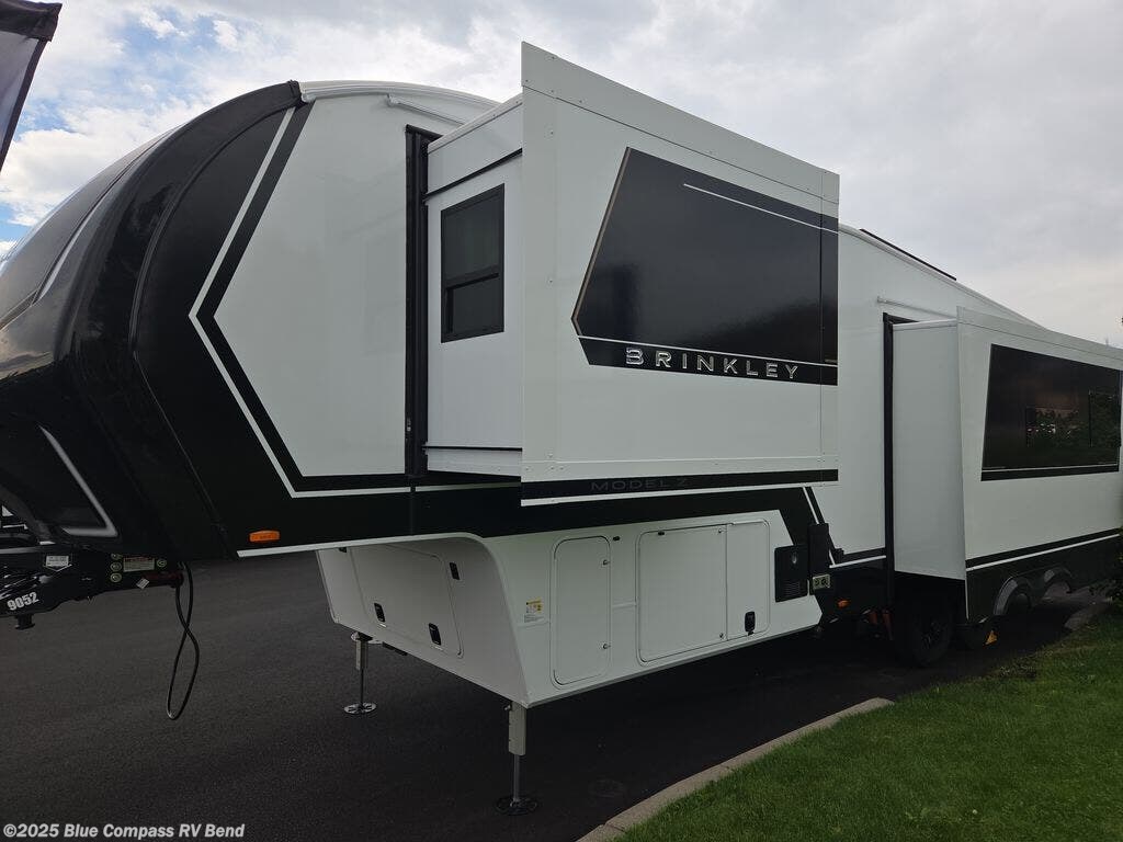New 2026 Brinkley RV Model Z 3100 available in Bend, Oregon