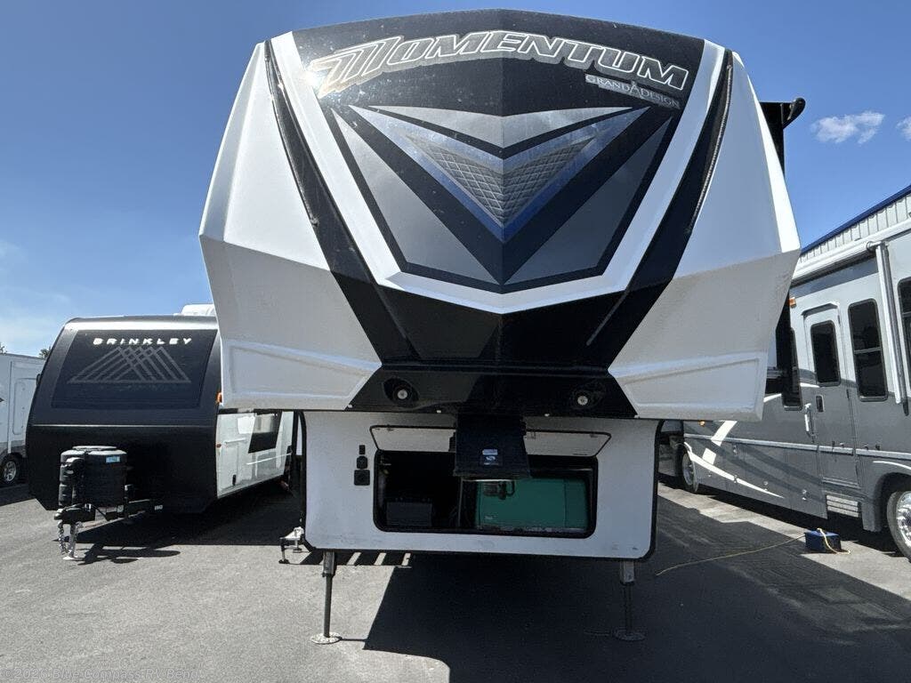 2018 Momentum M-Class 351M by Grand Design from Blue Compass RV Bend in Bend, Oregon