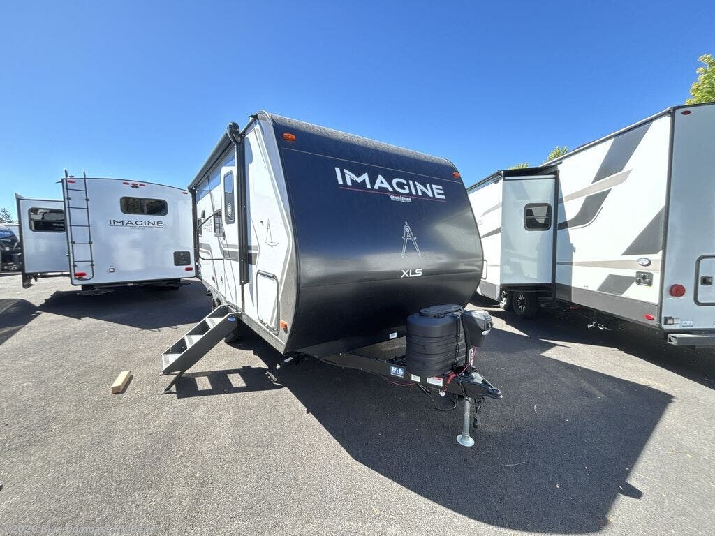 2026 Imagine XLS 17MKE by Grand Design from Blue Compass RV Bend in Bend, Oregon