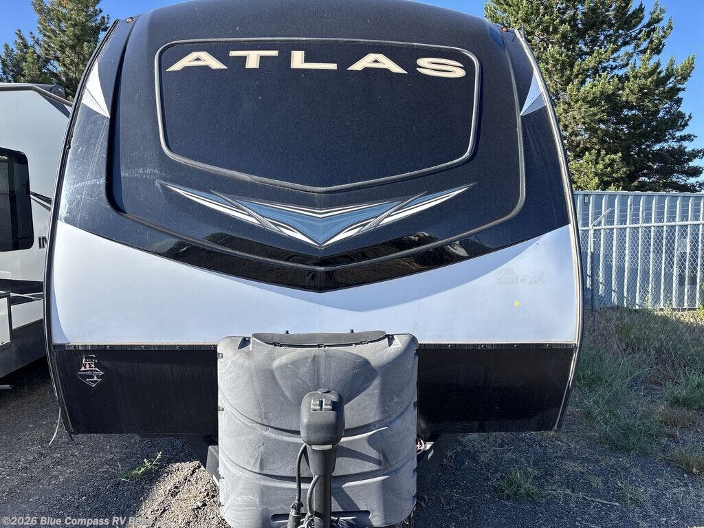 Used 2022 Dutchmen Atlas 3882BH available in Bend, Oregon