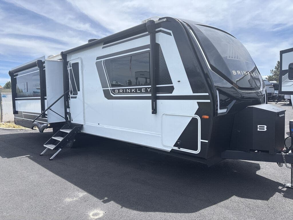 2025 Model Z AIR 285 by Brinkley RV from Blue Compass RV Bend in Bend, Oregon