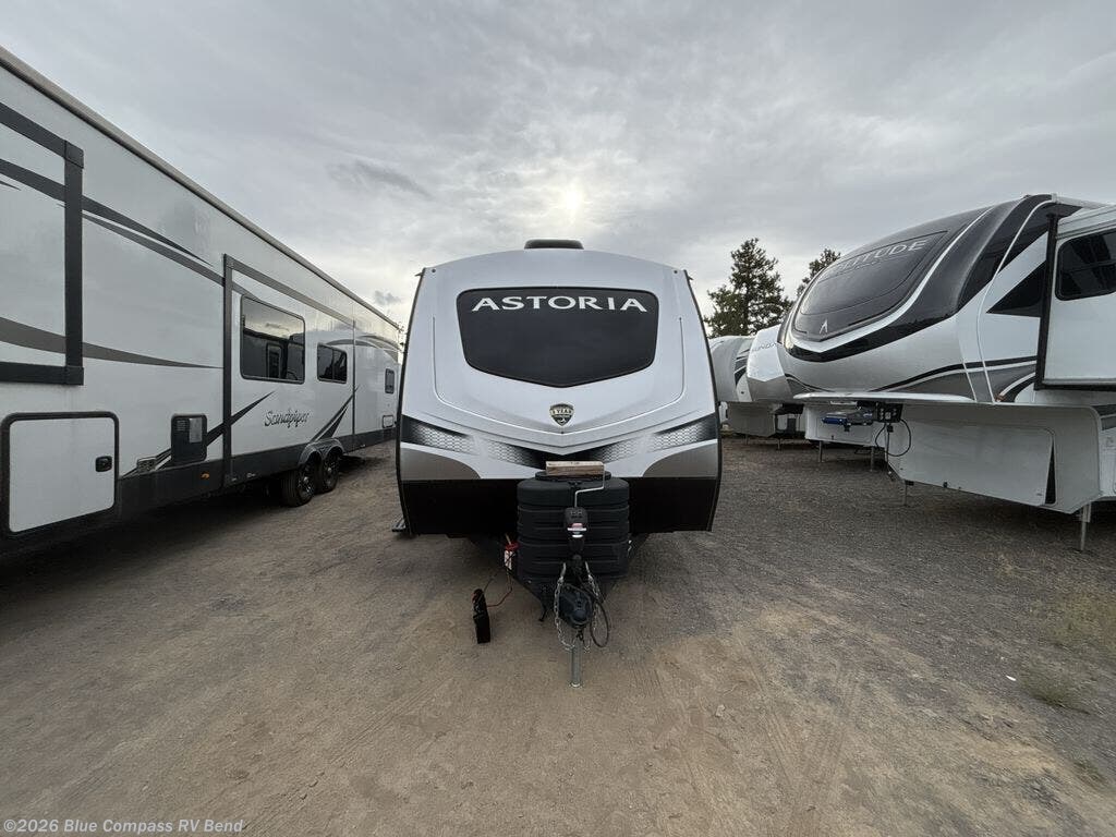 Used 2022 Dutchmen Astoria 3203BH available in Bend, Oregon