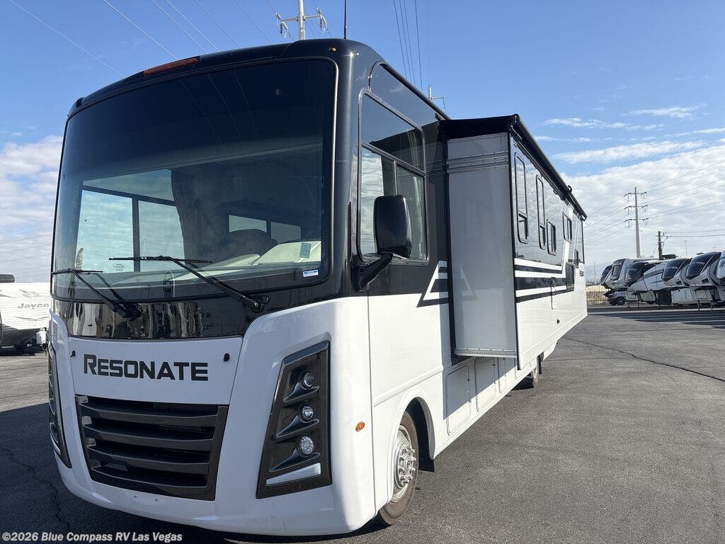 New 2026 Thor Motor Coach Resonate 32B available in Las Vegas, Nevada
