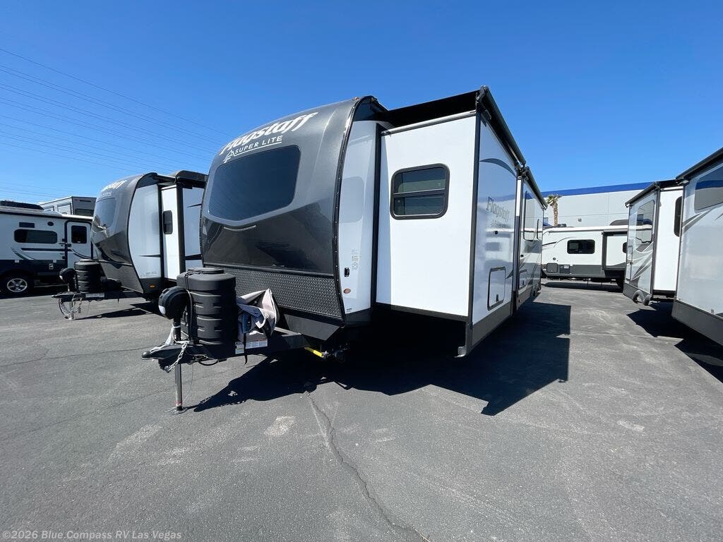 Used 2024 Forest River Flagstaff Super Lite 29BHS available in Las Vegas, Nevada