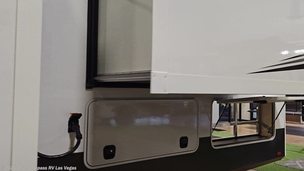 2026 Solitude 414LJMJ by Grand Design from Blue Compass RV Las Vegas in Las Vegas, Nevada