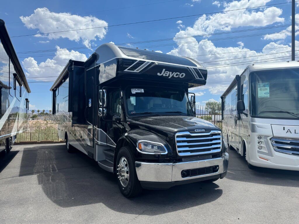 2027 Seneca 37L by Jayco from Blue Compass RV Las Vegas in Las Vegas, Nevada