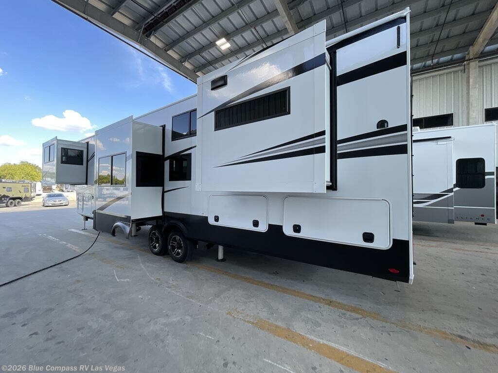 New 2026 Grand Design Solitude 390RK available in Las Vegas, Nevada