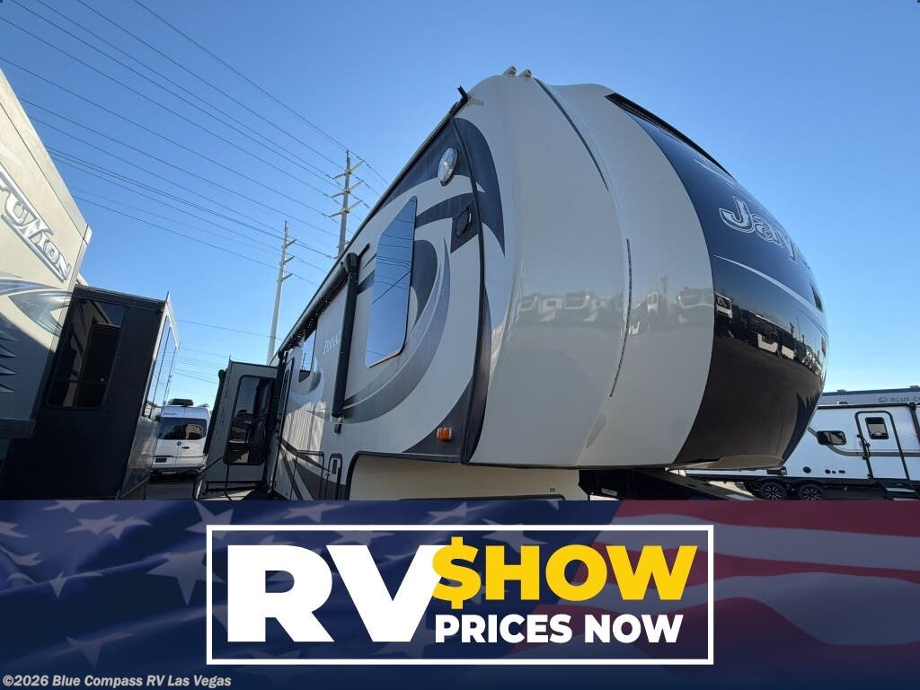 2016 Jayco Pinnacle 36RSQS - Used Fifth Wheel For Sale by Blue Compass RV Las Vegas in Las Vegas, Nevada features Slideout