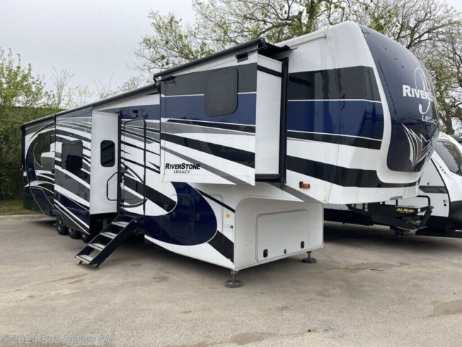 2022 Forest River RiverStone 42FSKG - Used Toy Hauler For Sale by Bob Hurley RV in Tulsa, Oklahoma
