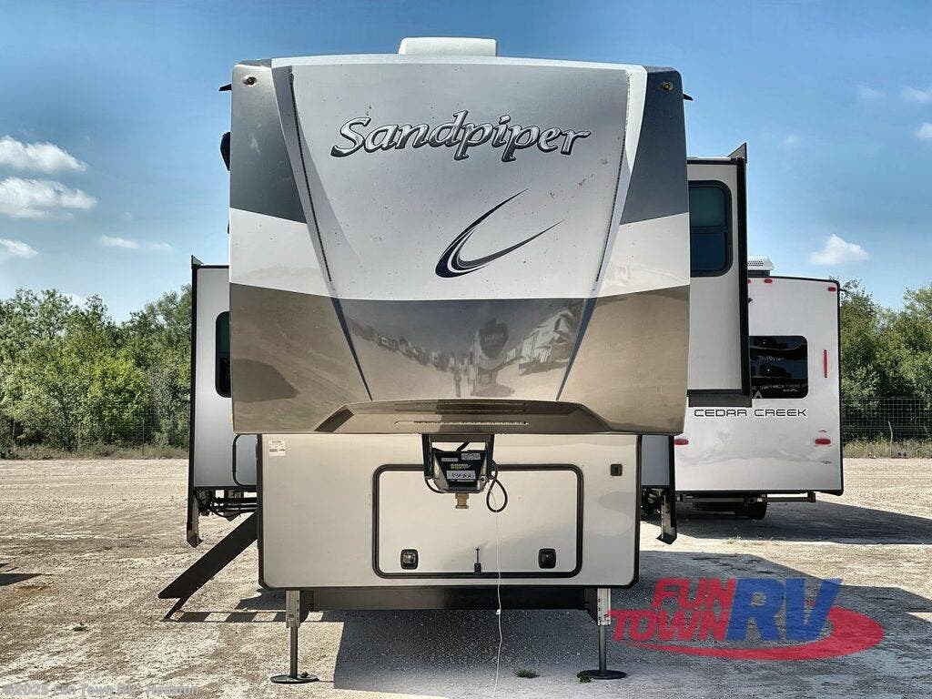 2022 Forest River Sandpiper Luxury 39BARK RV for Sale in Wharton, TX