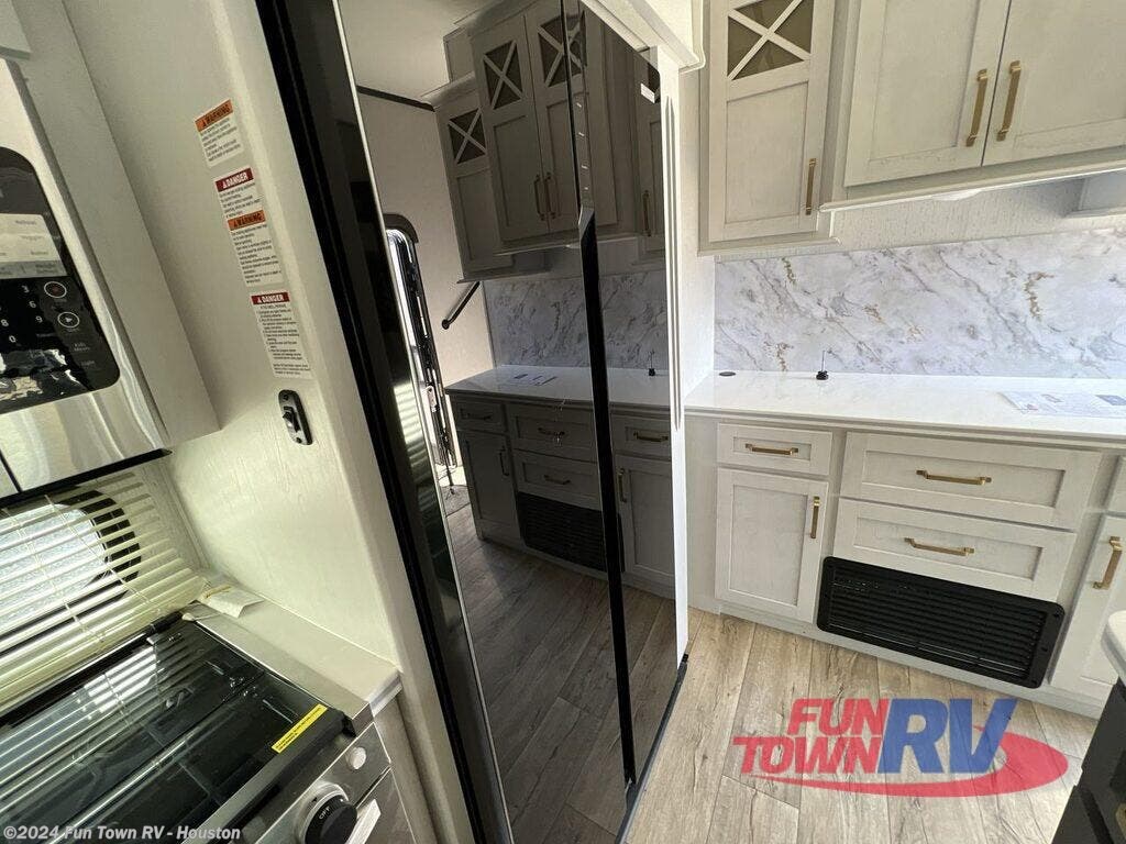 2023 Dutchmen Astoria 3173RLP RV for Sale in Wharton, TX 77488 | 190648 ...