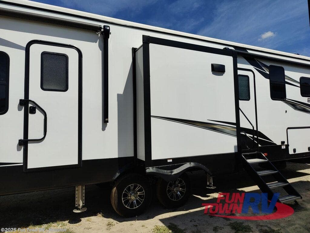 2023 Heartland Elkridge 37bbh Rv For Sale In Wharton, Tx 77488 