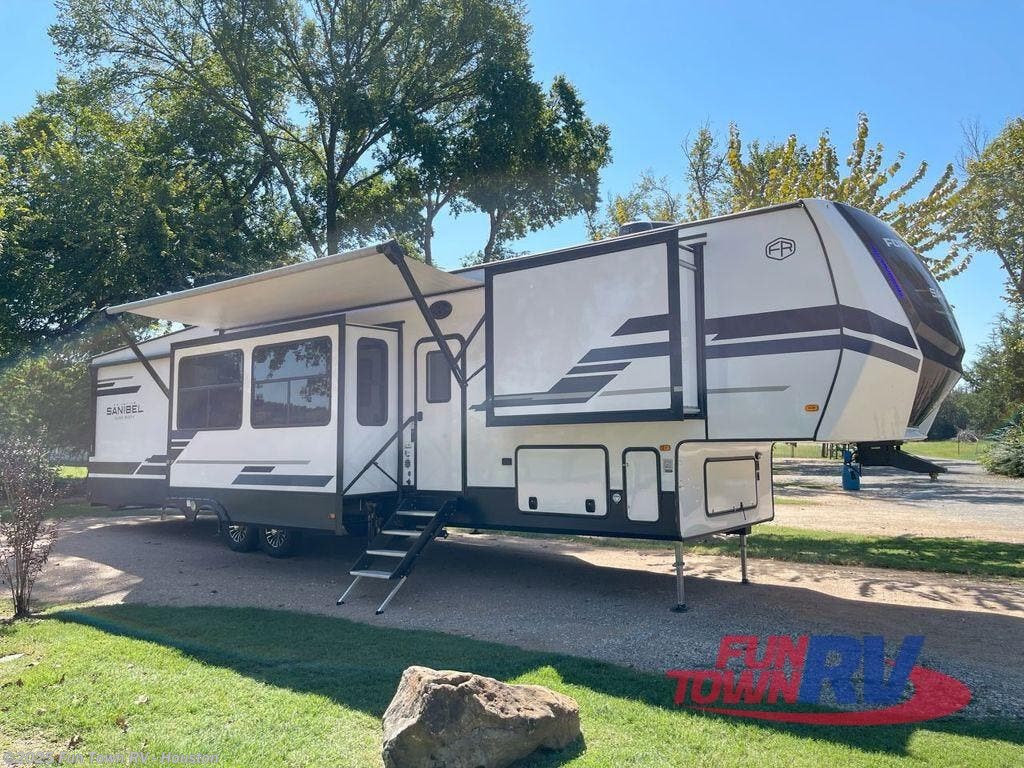 2025 Prime Time Sanibel 3952FBWB RV for Sale in Wharton, TX 77488