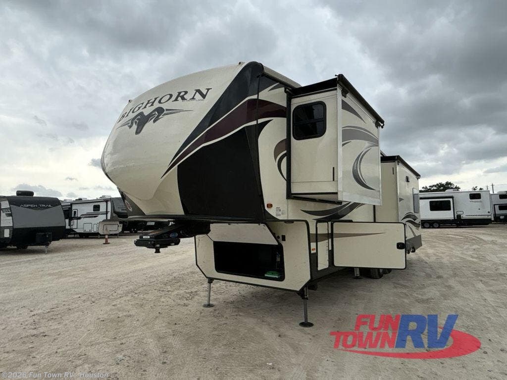 2018 Bighorn 3010RE by Heartland from Fun Town RV - Houston in Wharton, Texas
