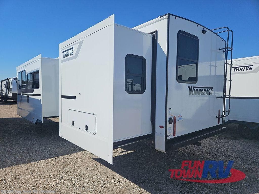 New 2026 Winnebago Thrive 26FKD available in Wharton, Texas