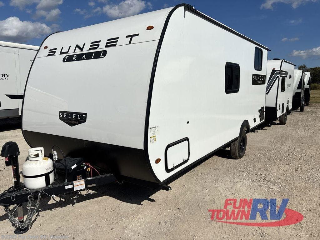 2026 Sunset Trail 17BHS by CrossRoads from Fun Town RV - Houston in Wharton, Texas