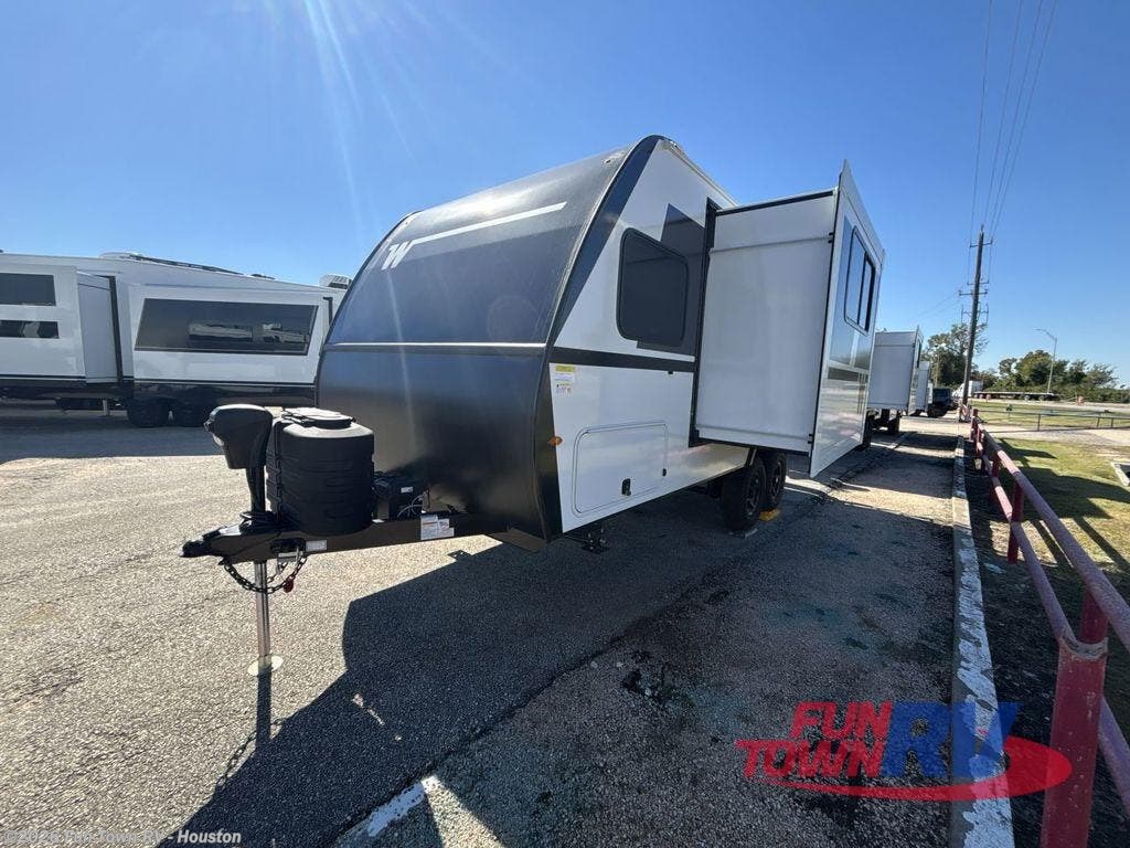 2026 Micro Minnie 2100BH by Winnebago from Fun Town RV - Houston in Wharton, Texas
