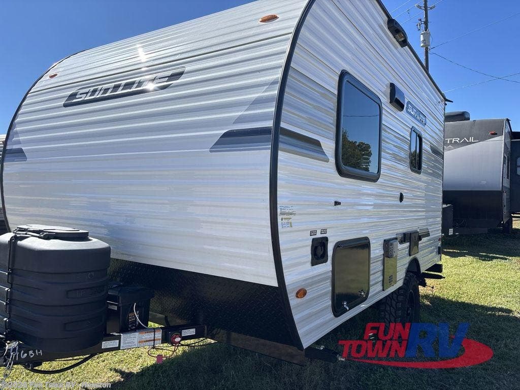 Used 2025 Sunset Park RV Sun Lite 16BH available in Wharton, Texas