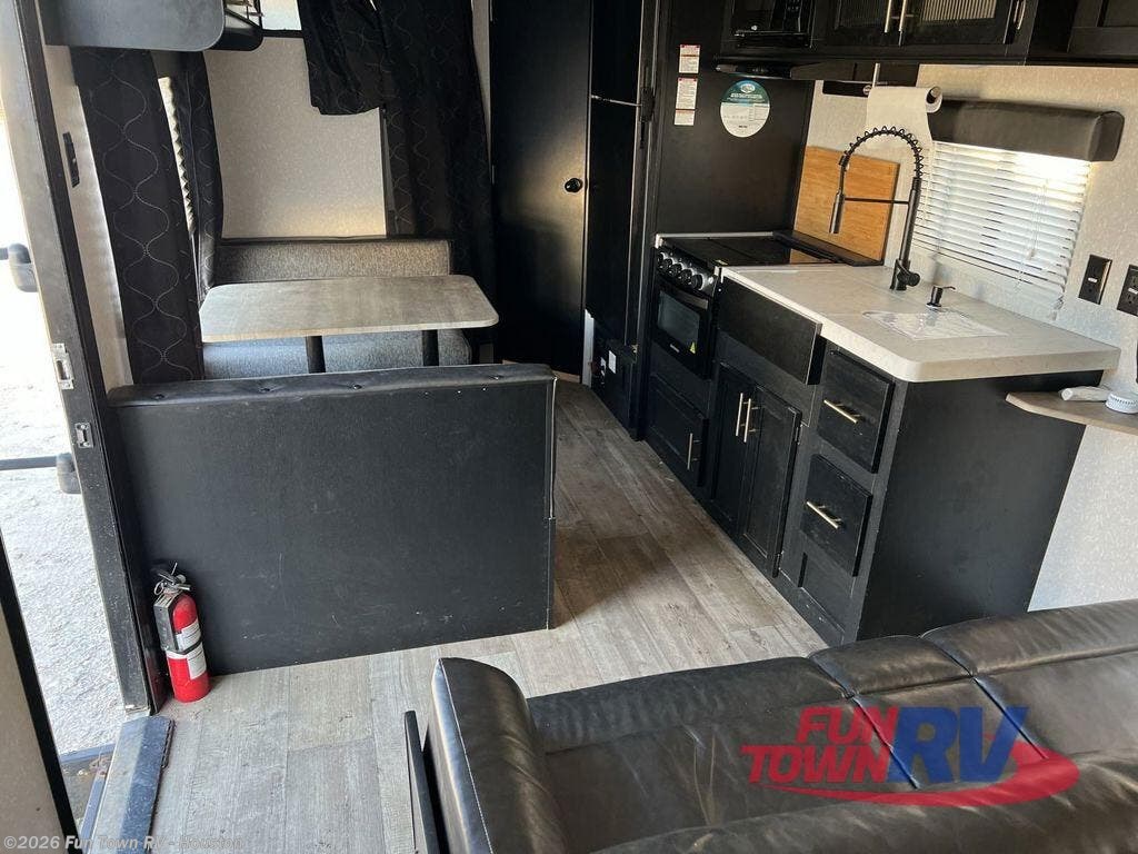 2022 Cherokee Grey Wolf 26DJSE by Forest River from Fun Town RV - Houston in Wharton, Texas